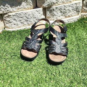 Women's Natural Soul open toed wedge sandal